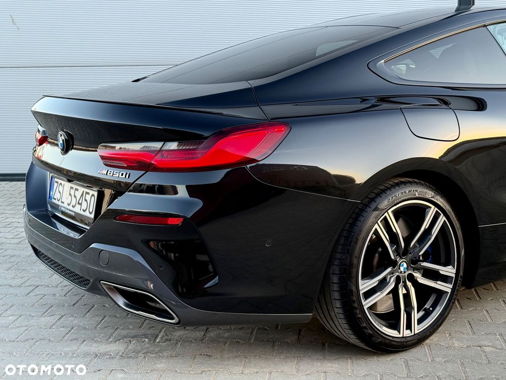 BMW Seria 8 - 17