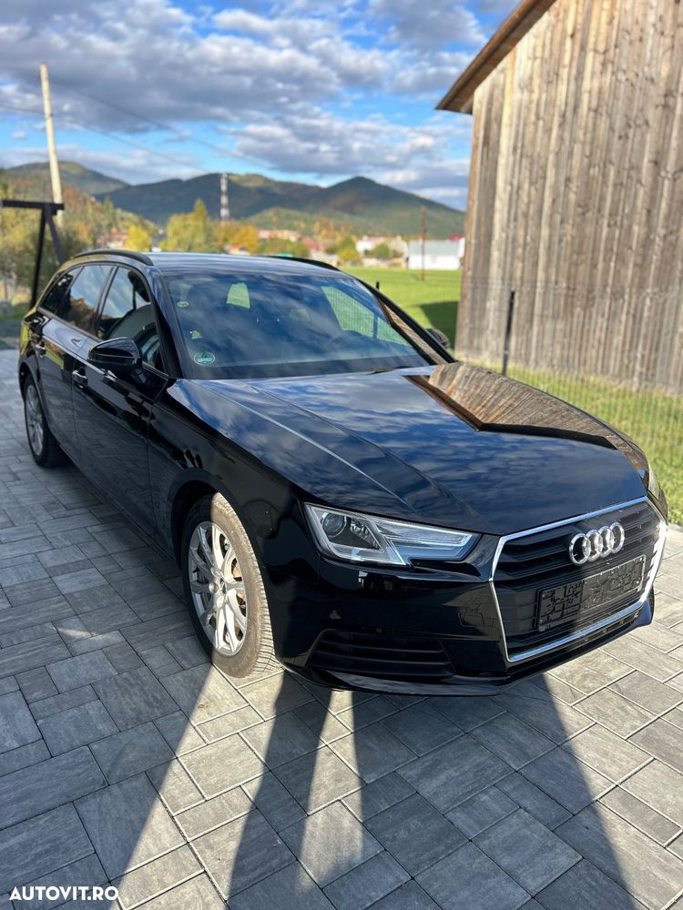 Audi A4 Avant 2.0 TDI ultra S tronic design - 2