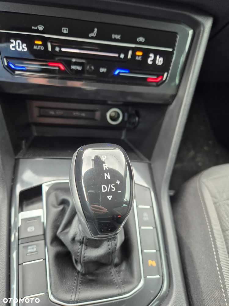 Volkswagen Tiguan 1.5 TSI EVO Elegance DSG - 21
