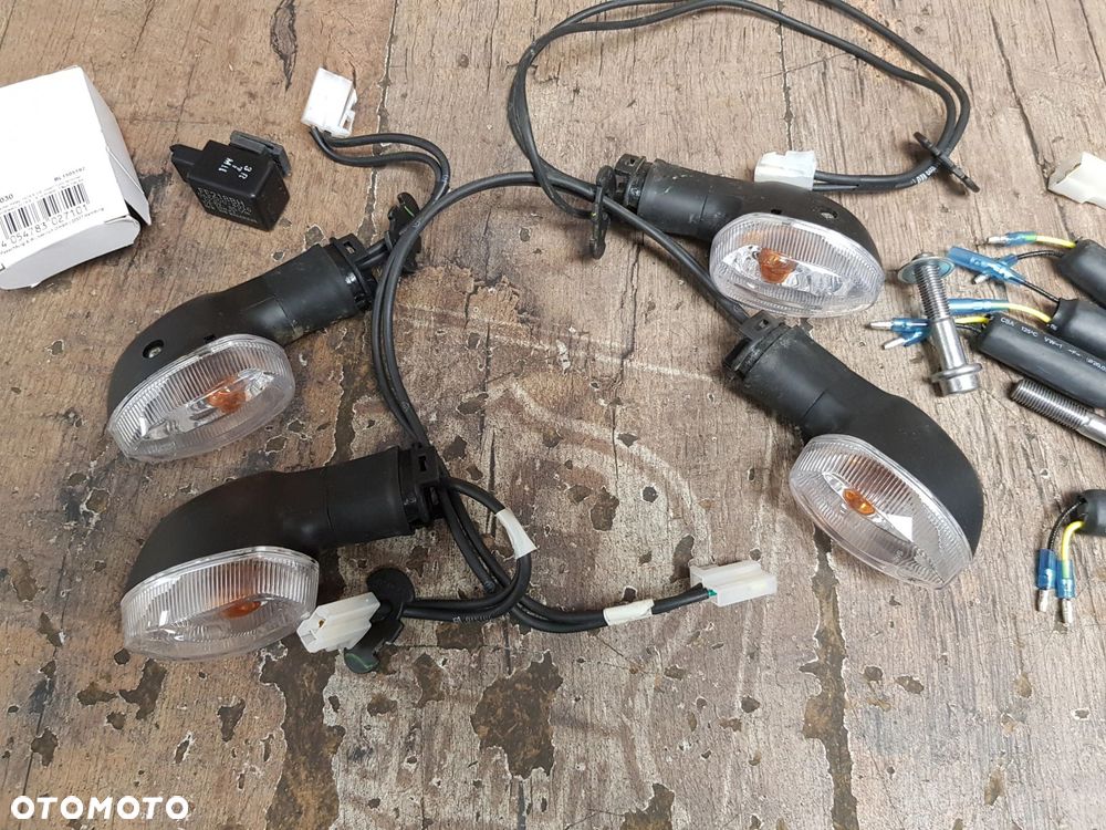 Komplet kierunkowskazów + przerywacz - 3