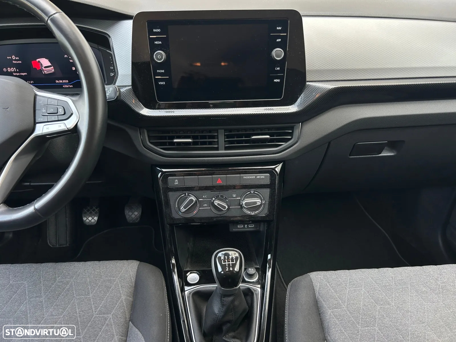 VW T-Cross 1.0 TSI Urban - 12