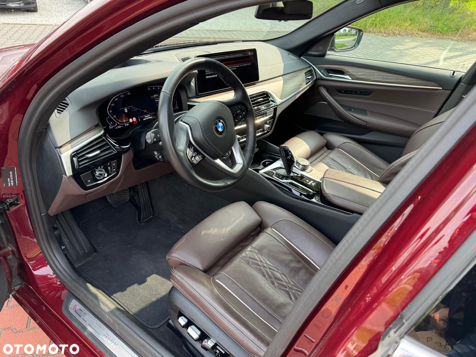 BMW Seria 5 540d xDrive Touring Luxury Line - 7