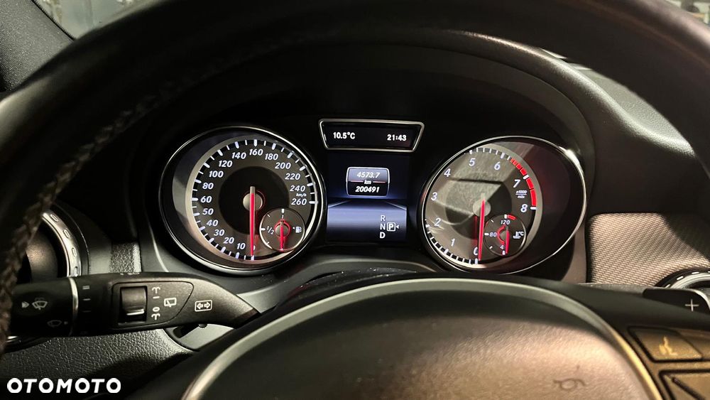 Mercedes-Benz GLA 250 4-Matic - 4