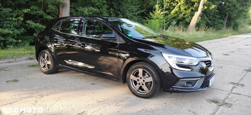 Renault Megane ENERGY TCe 100 INTENS - 31