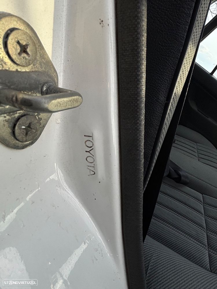 Toyota Corolla Hatchback 1.3 Velvet - 10