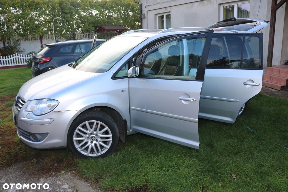 Volkswagen Touran 2.0 TDI DPF Highline DSG - 7