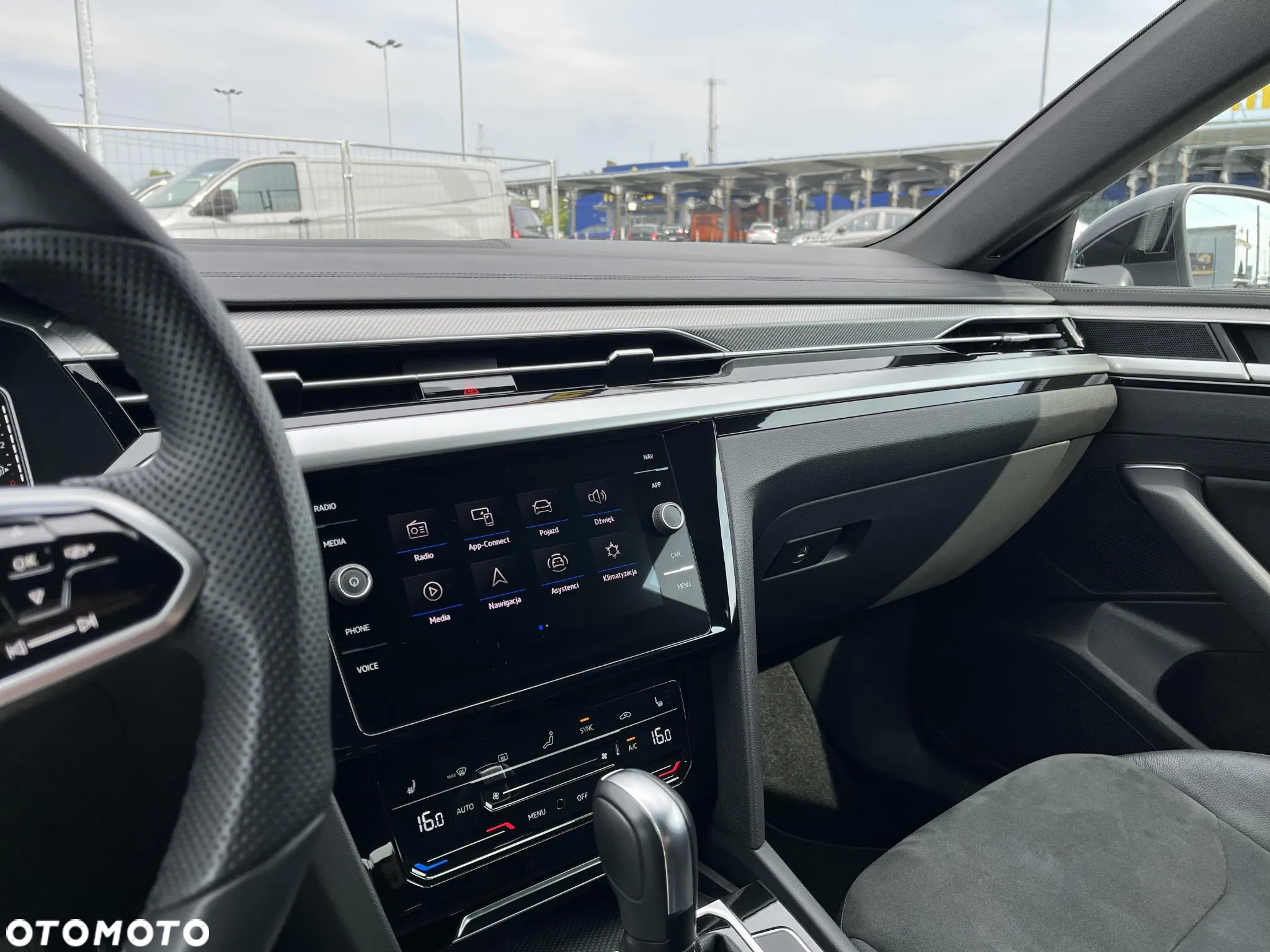 Volkswagen Arteon 2.0 TDI R-Line DSG - 37