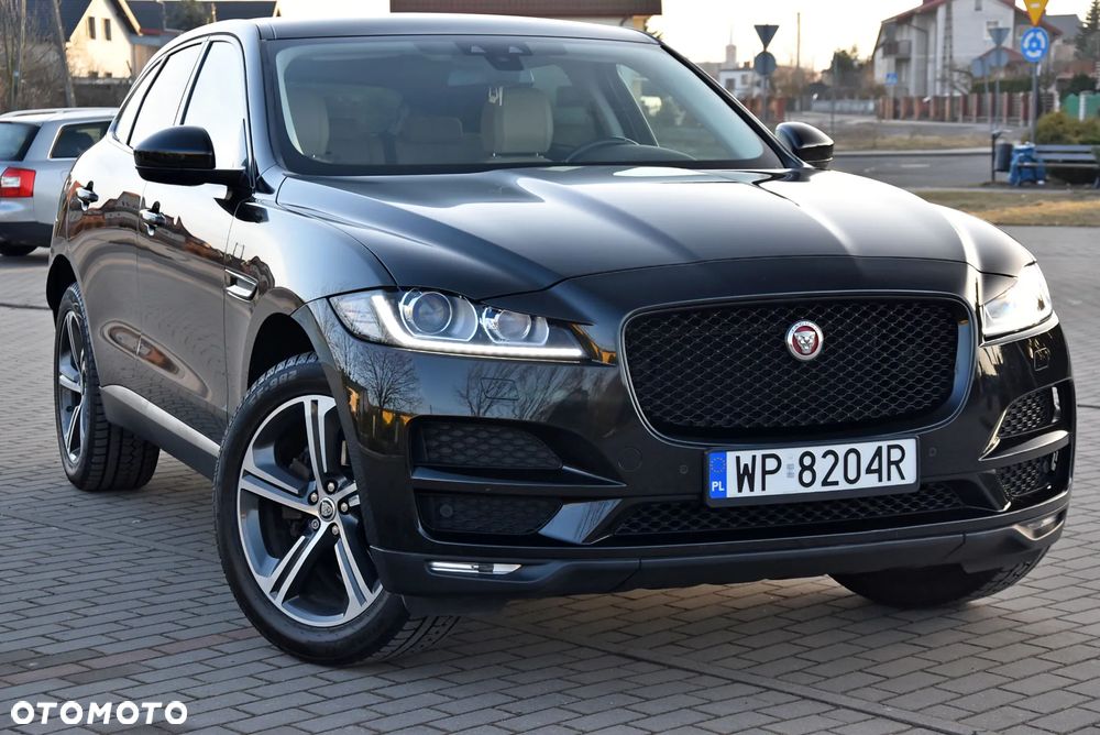 Jaguar F-Pace 2.0 i4D AWD R-Sport - 39
