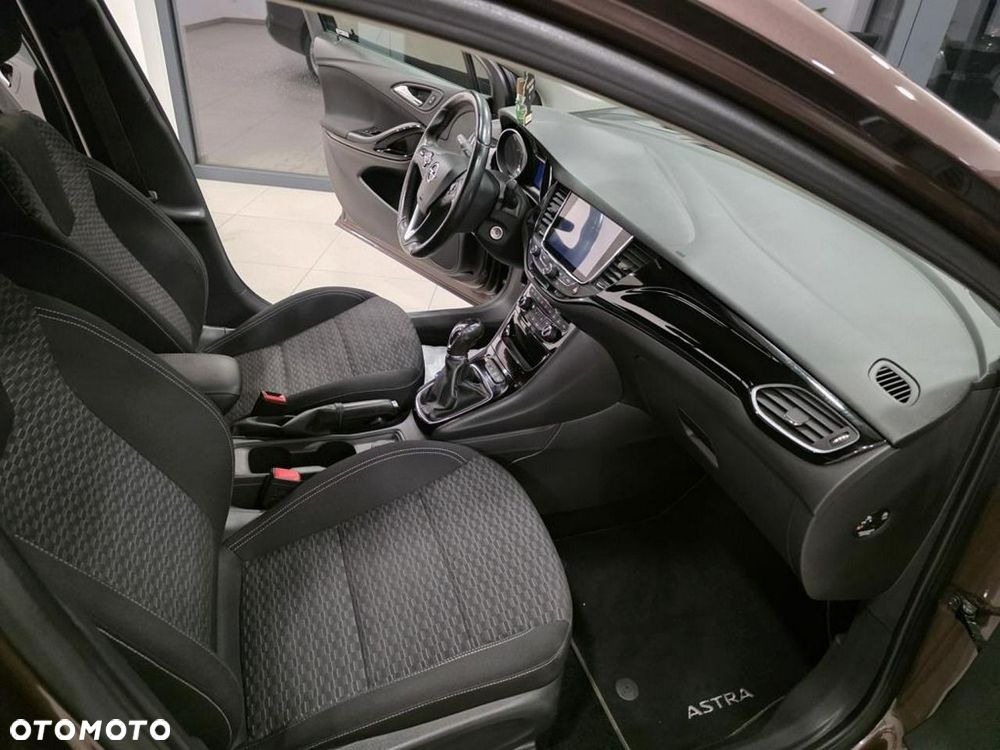 Opel Astra 1.4 Turbo Innovation - 20