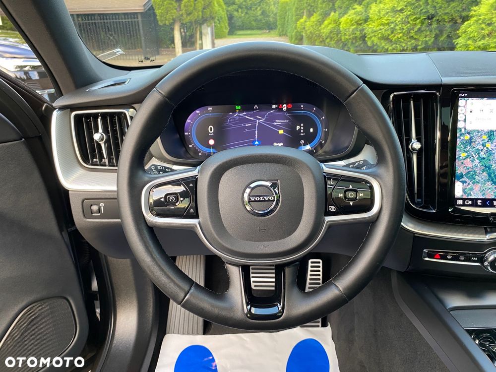 Volvo XC 60 B4 D Geartronic RDesign - 29