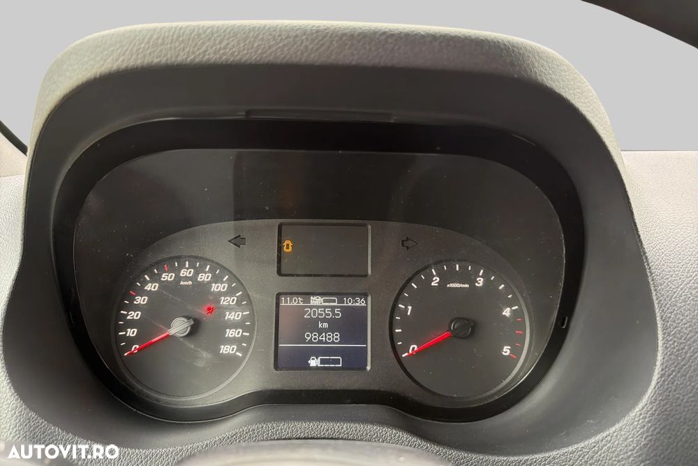 Mercedes-Benz Sprinter - 9
