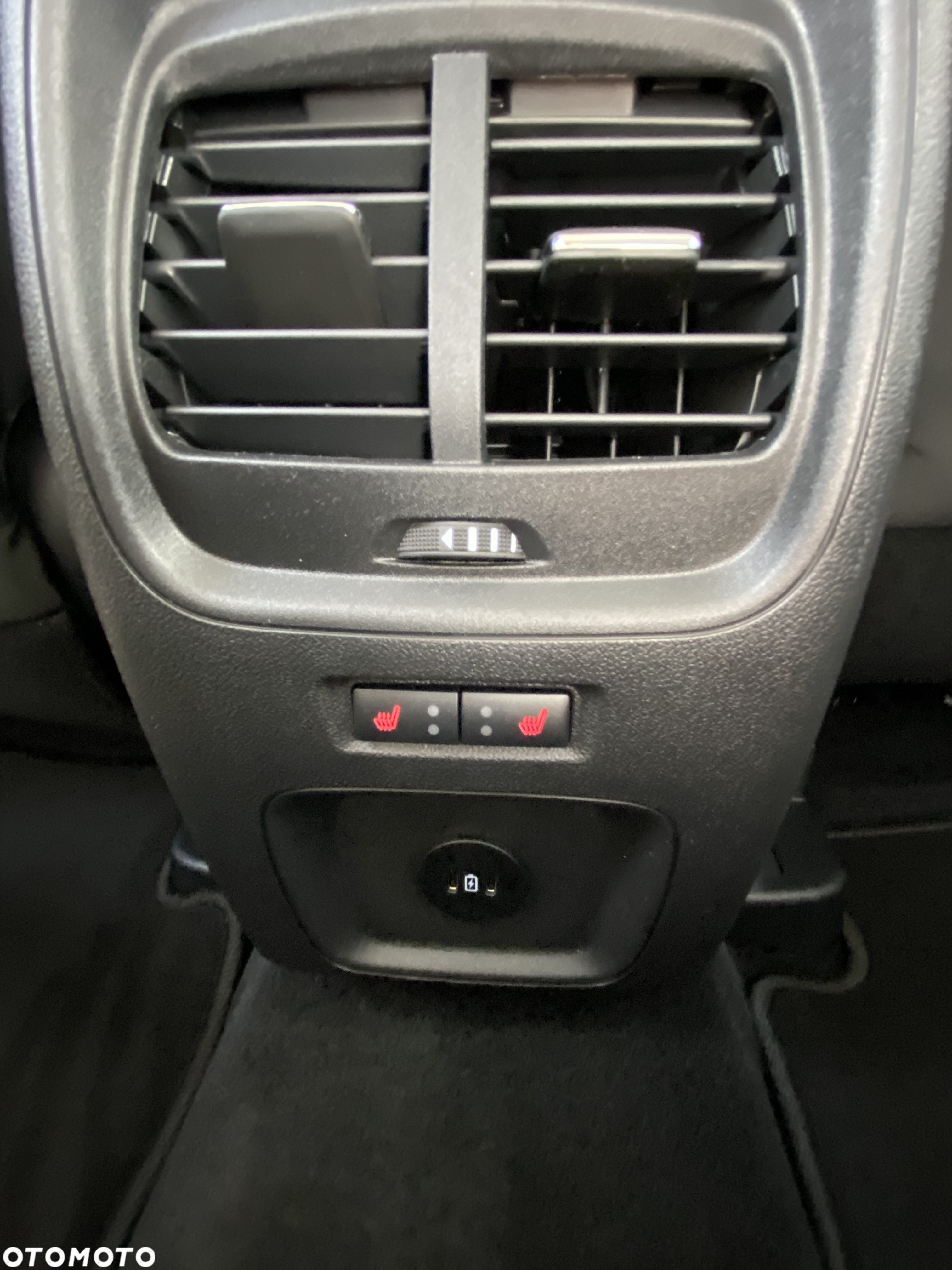 Ford Kuga 2.5 FHEV AWD Titanium eCVT - 18