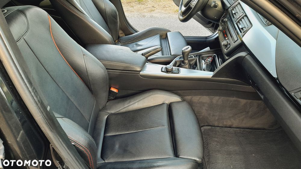 BMW Seria 3 320d - 15