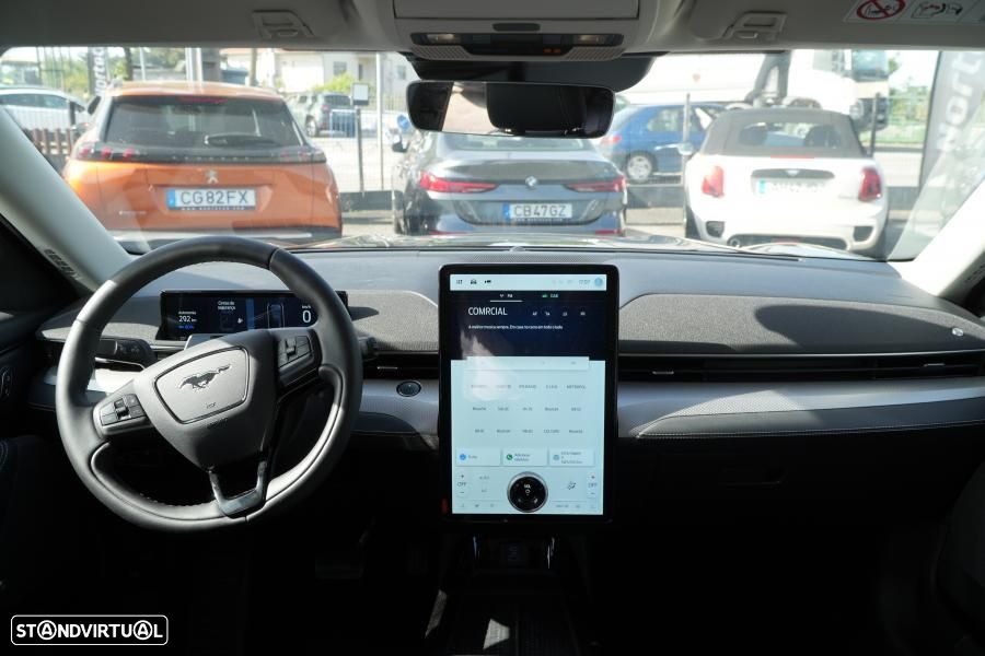 Ford Mustang Mach-E 75.7 kWh Base - 13