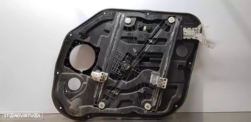 ELEVADOR DE VIDRO FRONTAL ESQUERDO KIA CARENS IV 2017 -82450A4010 - 2