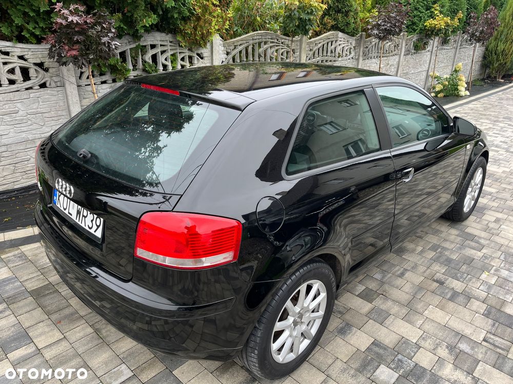 Audi A3 1.6 Ambiente - 11