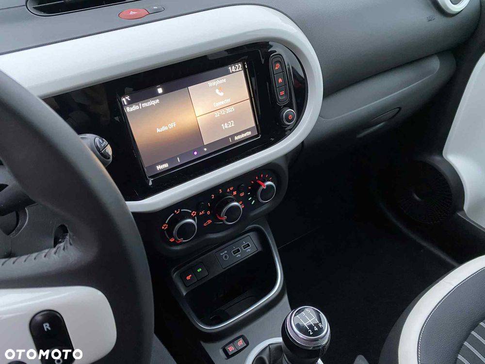 Renault Twingo TCe 90 INTENS - 18