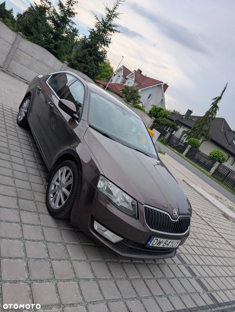Skoda Octavia 1.2 TSI Elegance DSG - 1