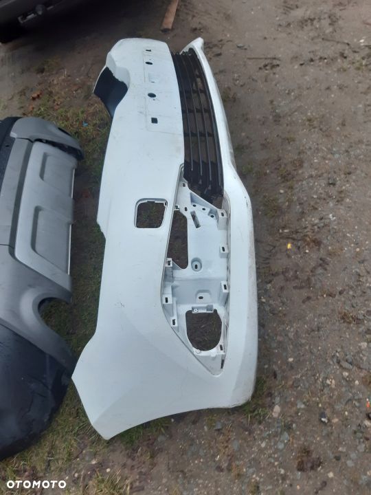 Zderzak przód Toyota Auris II Lift 15-19 - 2
