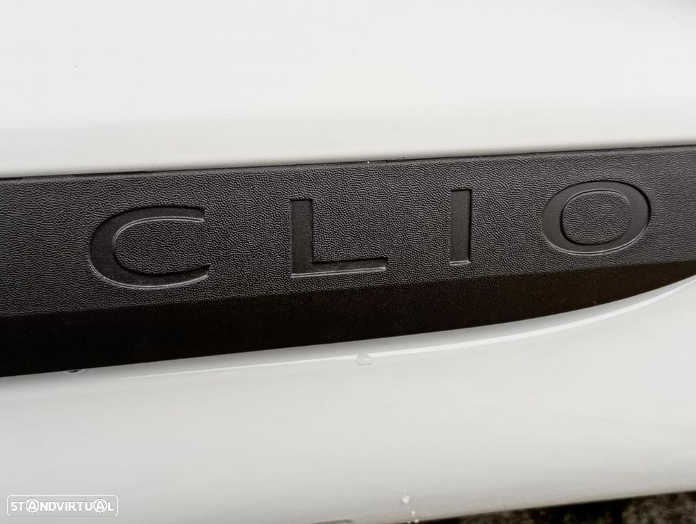 Renault Clio 1.5 Blue dCi Evolution - 21