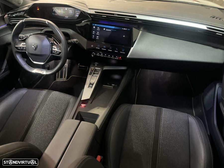 Peugeot 308 1.6 Hybrid GT e-EAT8 - 26