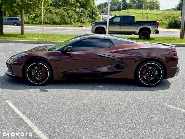 Chevrolet Corvette - 10