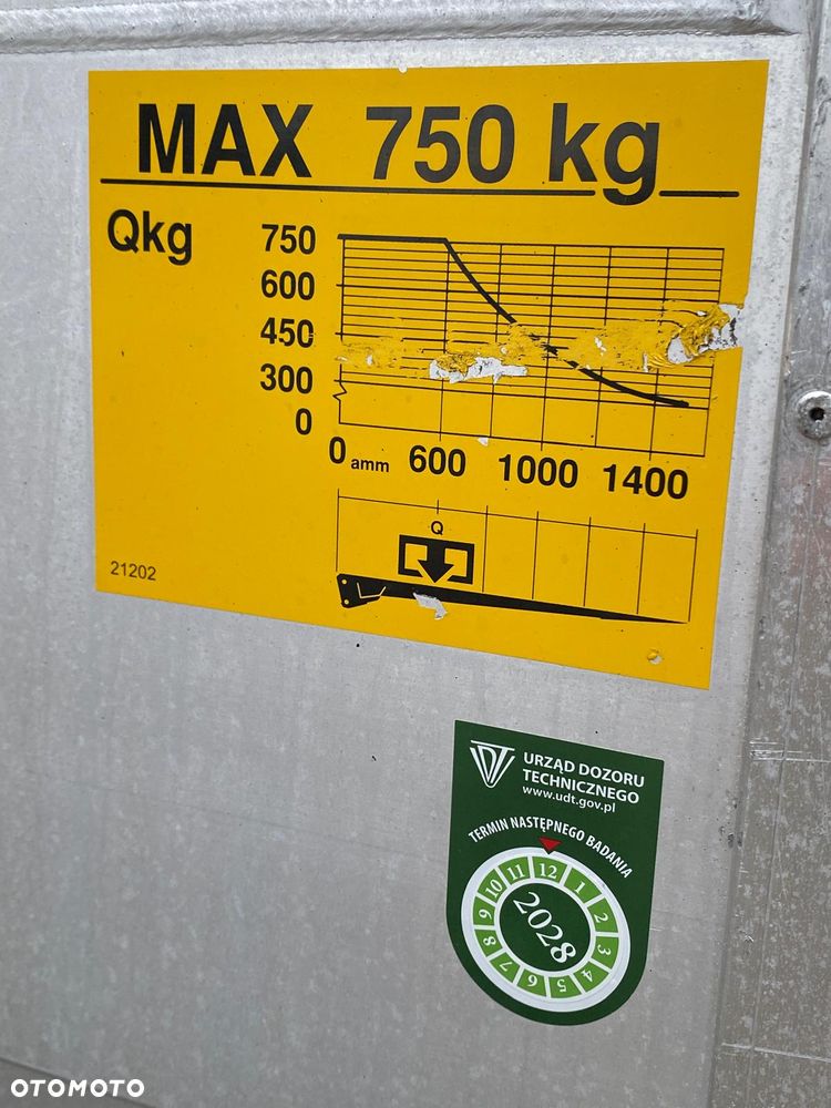 Volkswagen CRAFTER 2,0 TDI 163KM KONTENER 8EP WINDA ZEPRO NISKI PRZEBIEG - 16