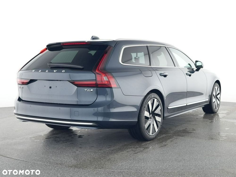 Volvo V90 - 2