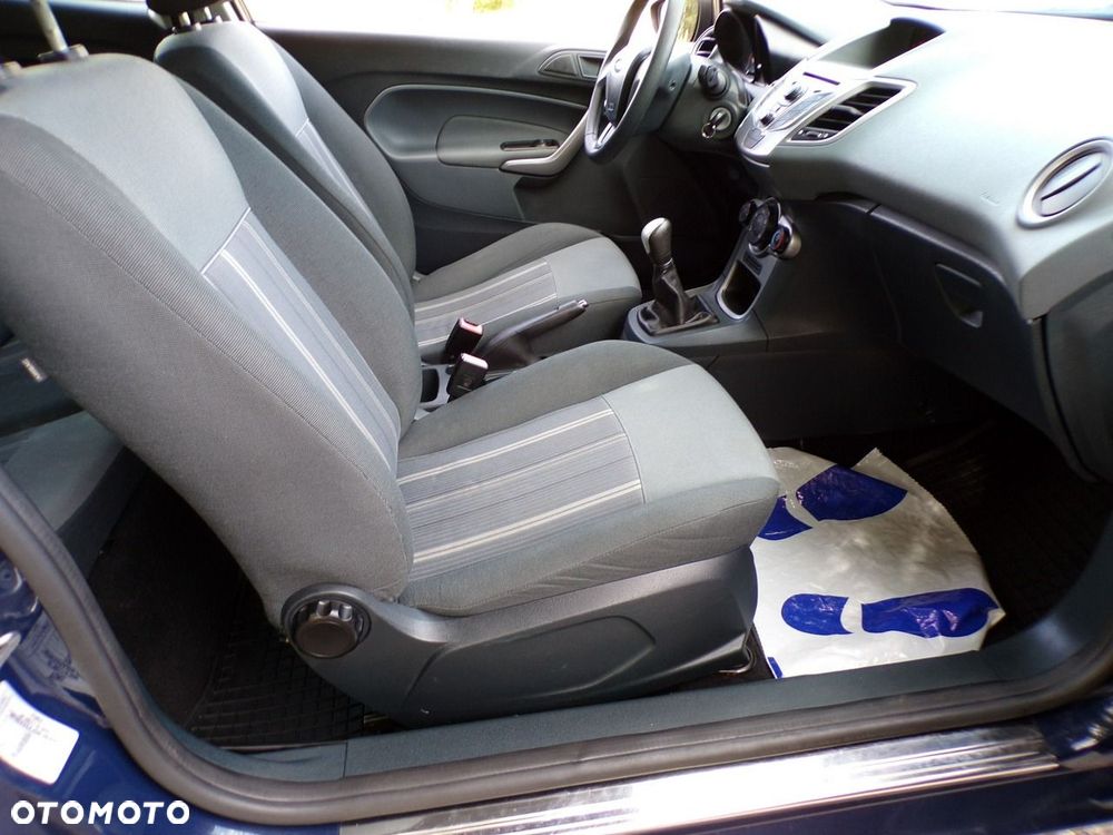 Ford Fiesta - 26