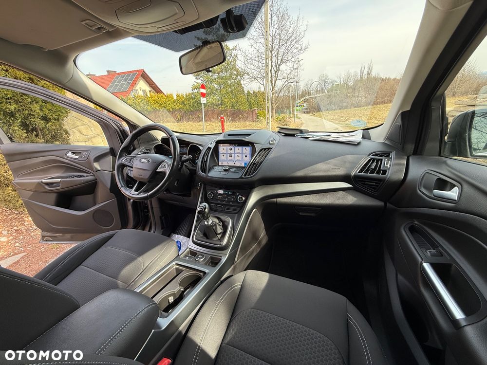 Ford Kuga - 20