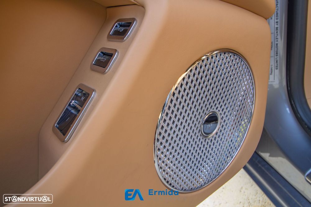 Bentley Flying Spur - 45