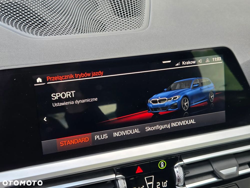 BMW Seria 3 330i xDrive M Sport sport - 32