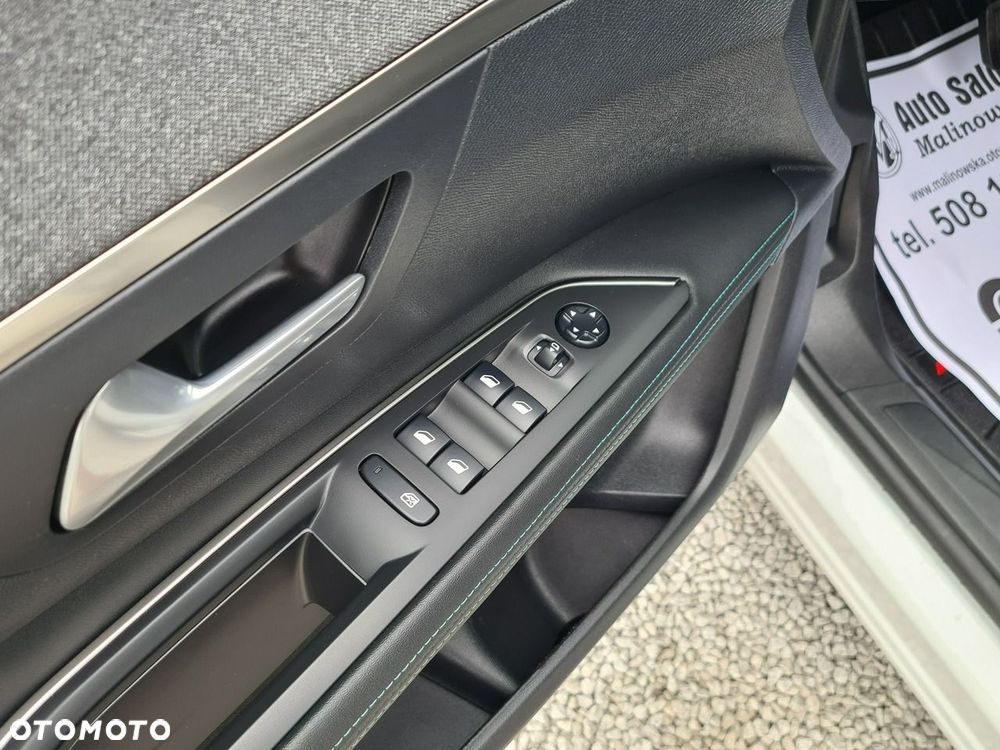 Peugeot 3008 1.6 PureTech Hybrid PHEV Allure Pack S&S EAT8 - 38