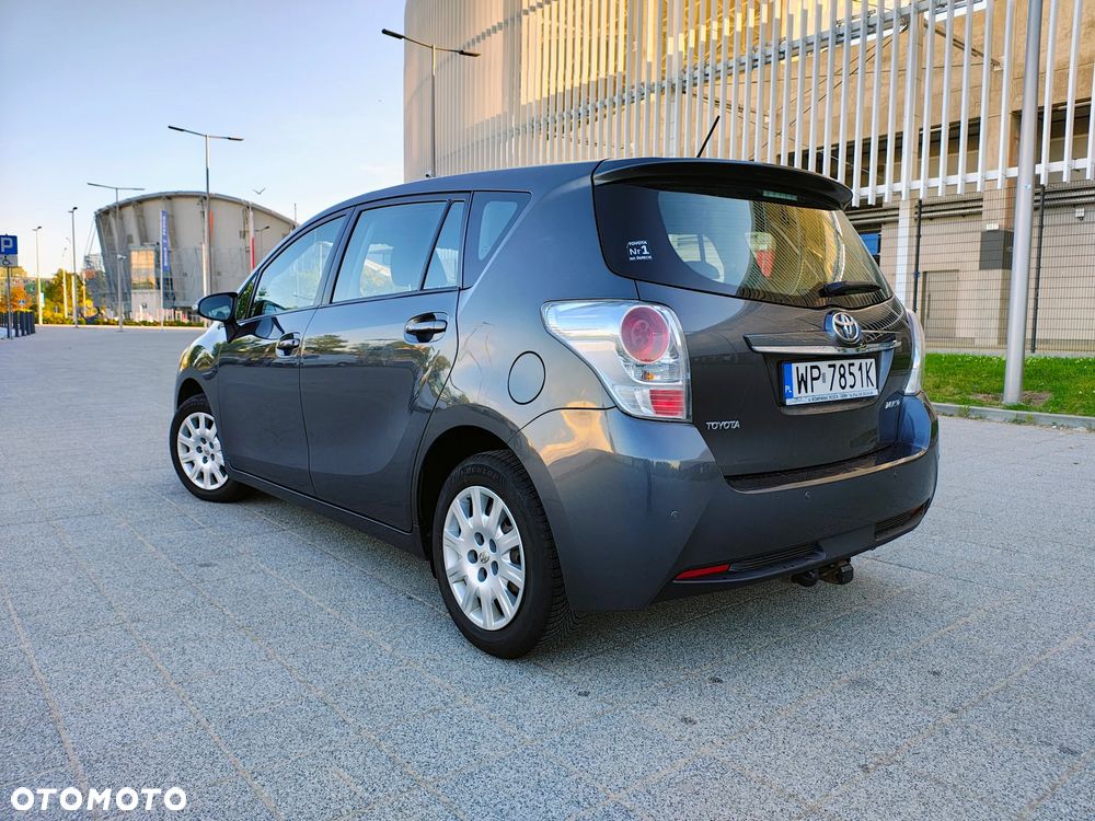 Toyota Verso 1.6 Active - 4