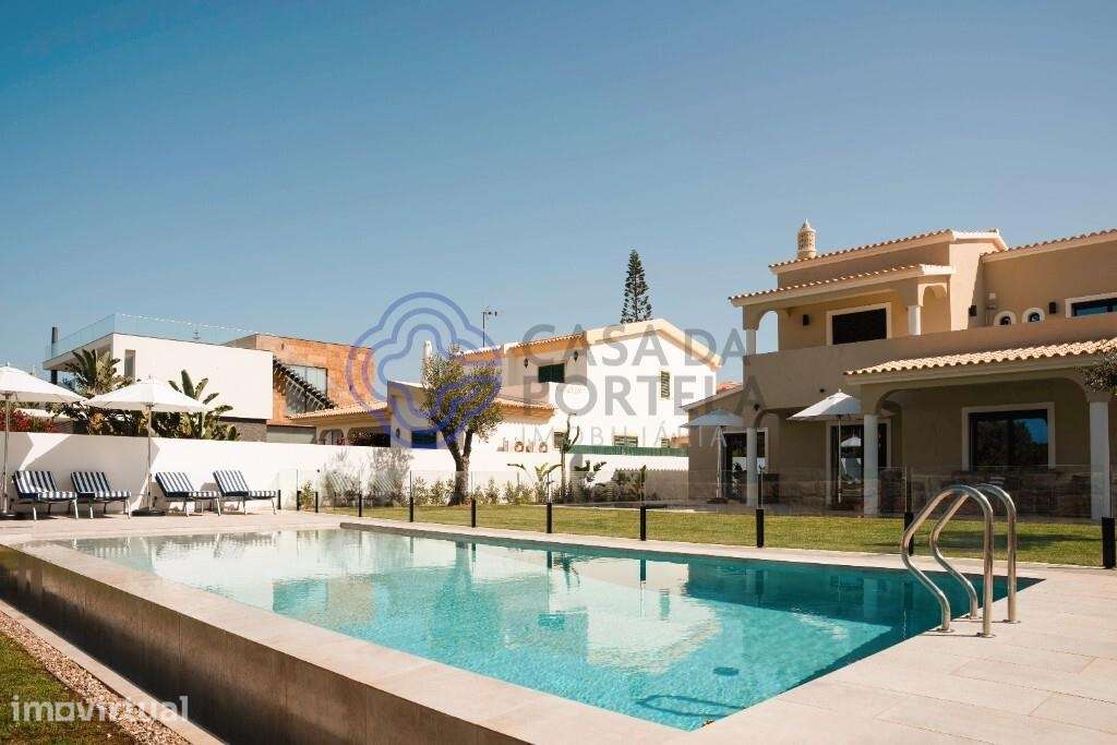 Moradia de Luxo em Primeira Linha de Mar em Albufeira, Algarve - Grande imagem: 5/33