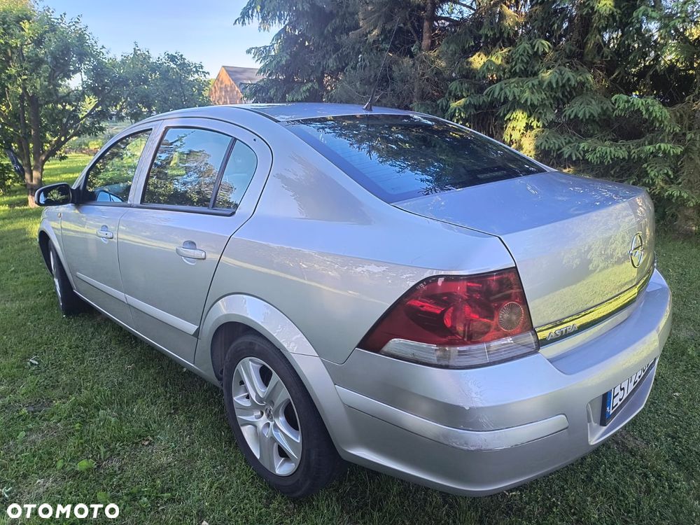 Opel Astra 1.3 CDTI Enjoy - 3