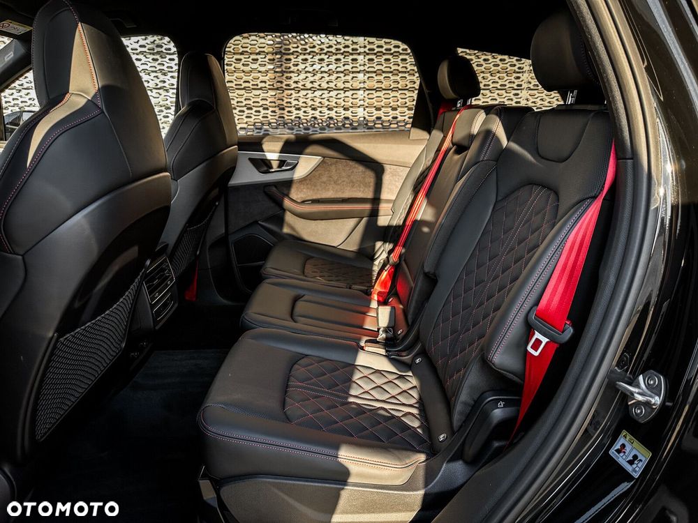 Audi Q7 - 36