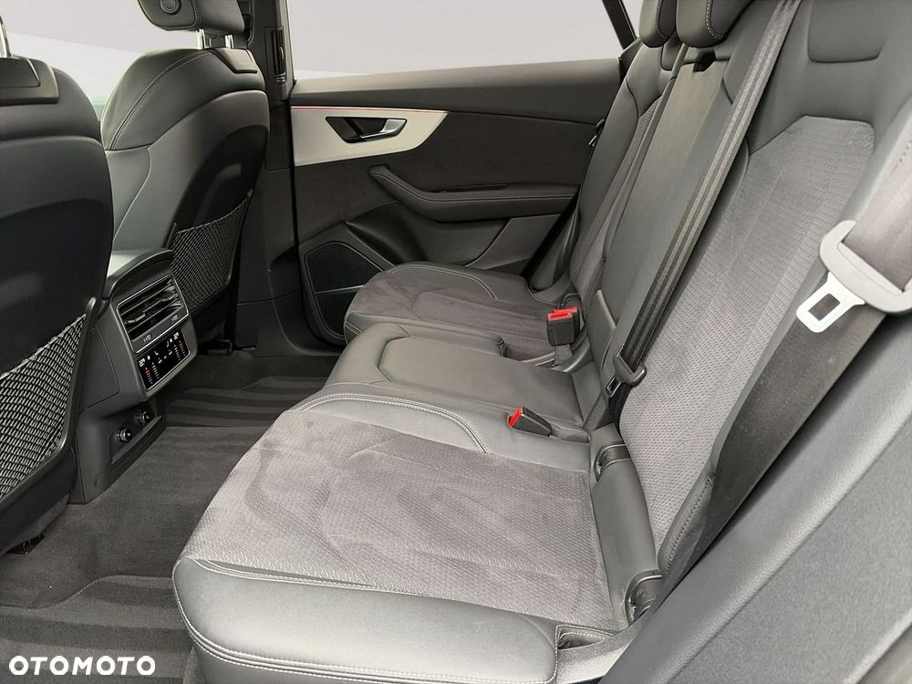Audi Q8 50 TDI quattro tiptronic - 26