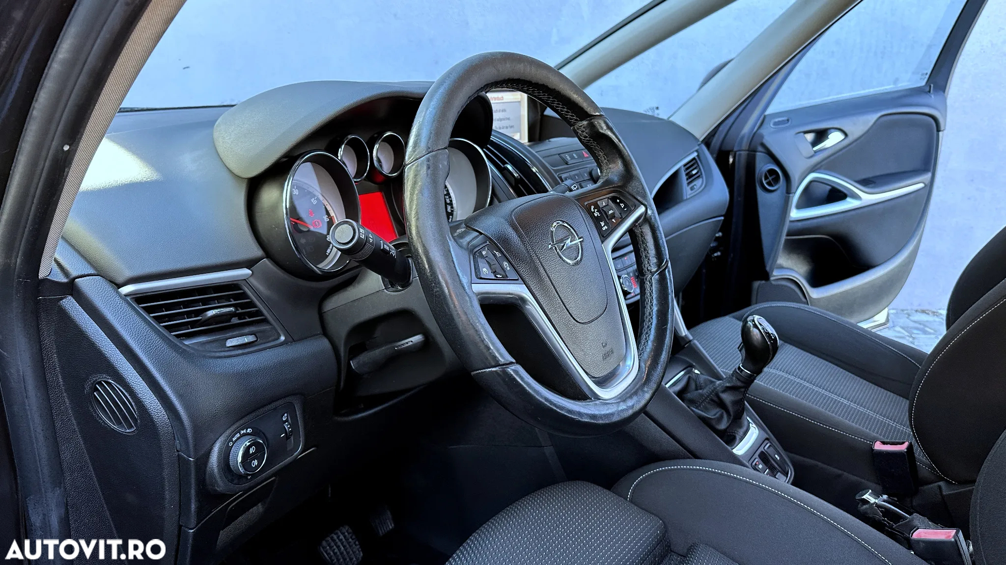 Opel Zafira Tourer 2.0 CDTI Active - 13