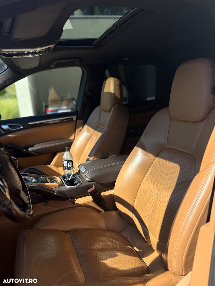 Porsche Cayenne V6 3.0L Aut. - 17