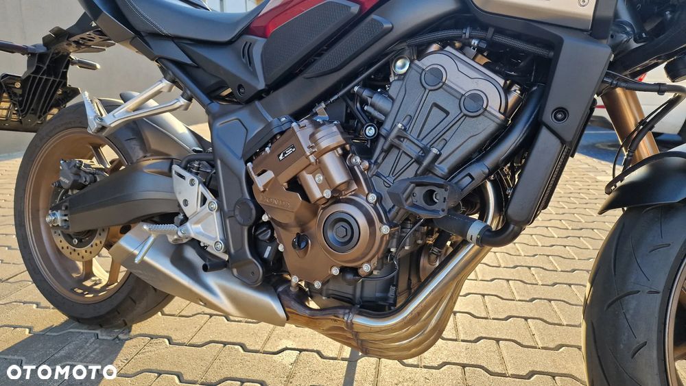 Honda CB - 3