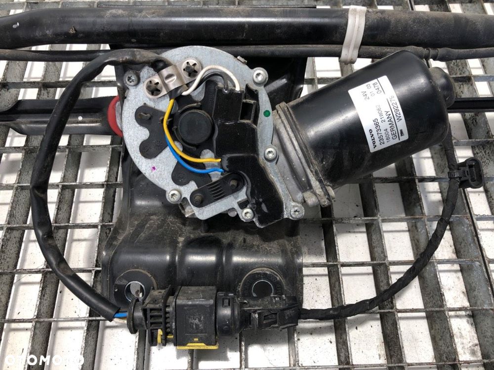 MECHANIZM WYCIERACZEK PRZÓD  VOLVO FH II 2012 - 2022 460 338 kW [460 KM] 6x4 2012 23573365 - 6