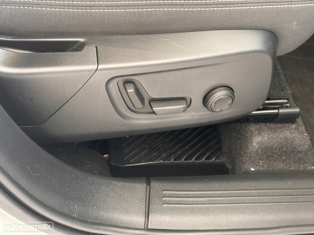 Volvo C40 Recharge Core - 21