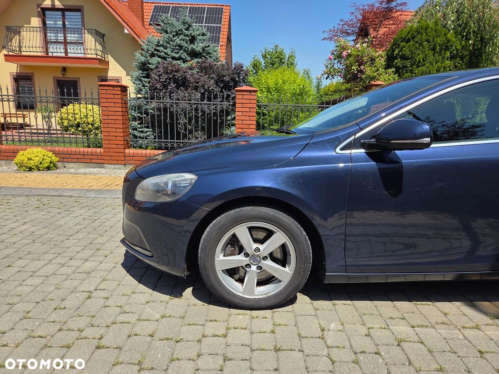 Volvo V40 D4 Drive-E Momentum - 10