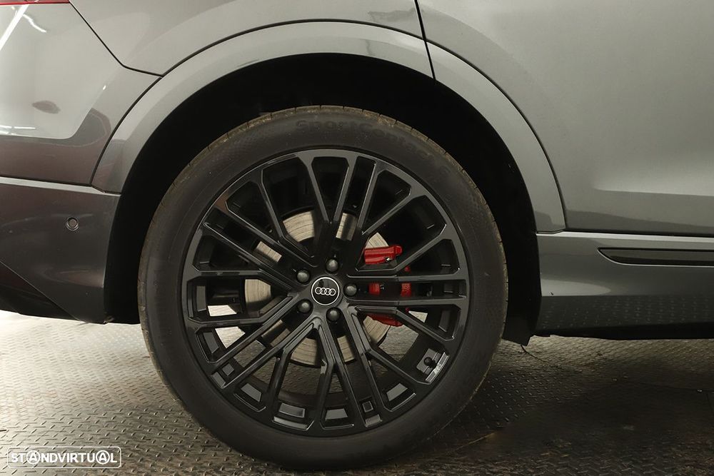 Audi Q8 55 TFSIe quattro Tiptronic - 5