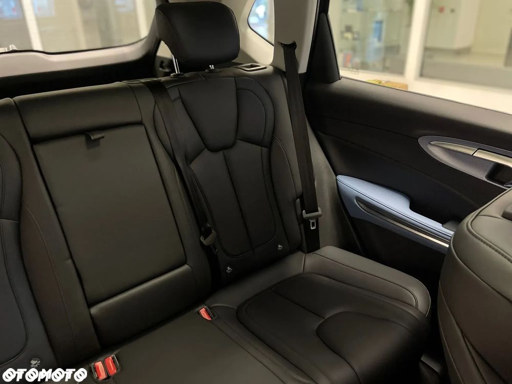 Bestune T90 1.5T Business DCT - 15