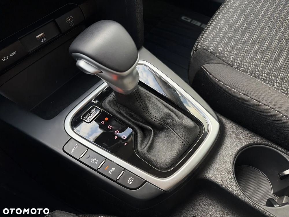 Kia Ceed 1.5 T-GDI M DCT - 22