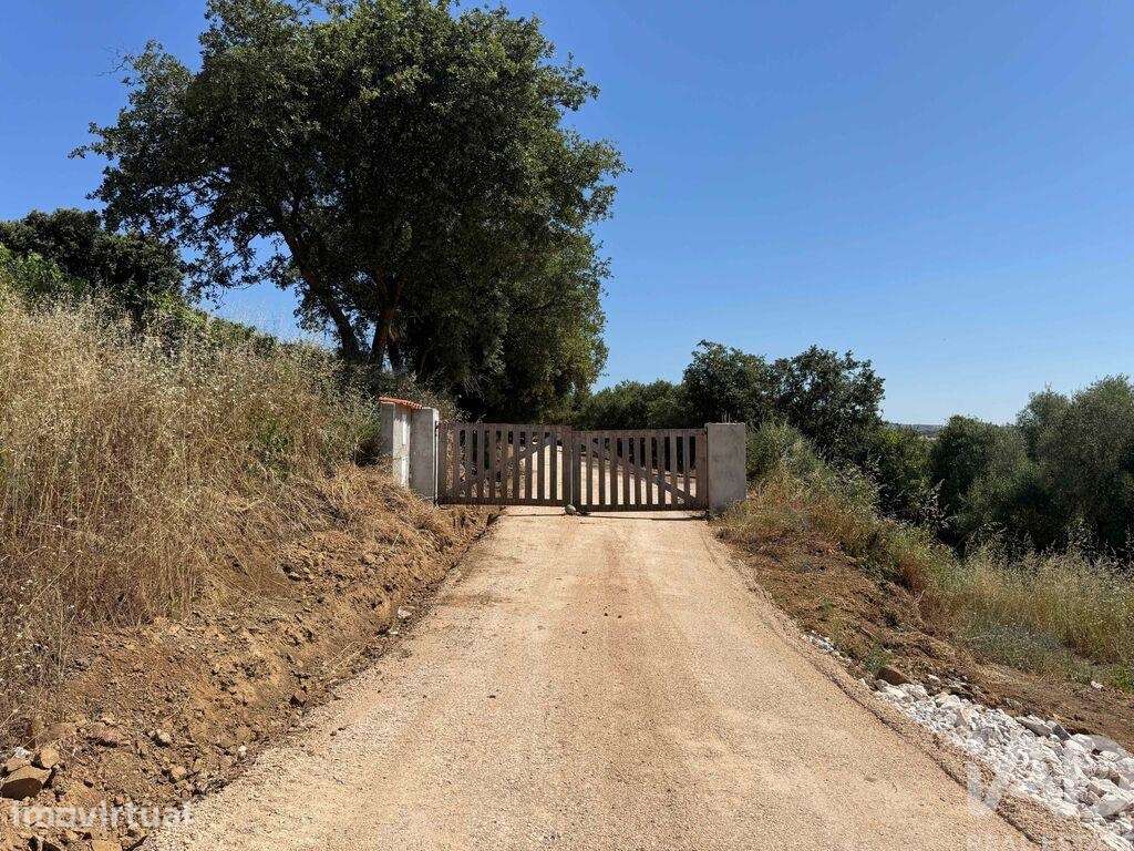 Terreno em Almargem do Bispo, Pêro Pinheiro e Montelavar - Grande imagem: 2/37