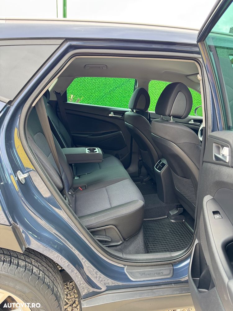 Hyundai Tucson blue 1.7 CRDi 2WD Advantage - 11