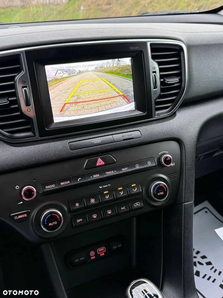 Kia Sportage 1.7 CRDI 2WD ISG Dream-Team Edition - 38